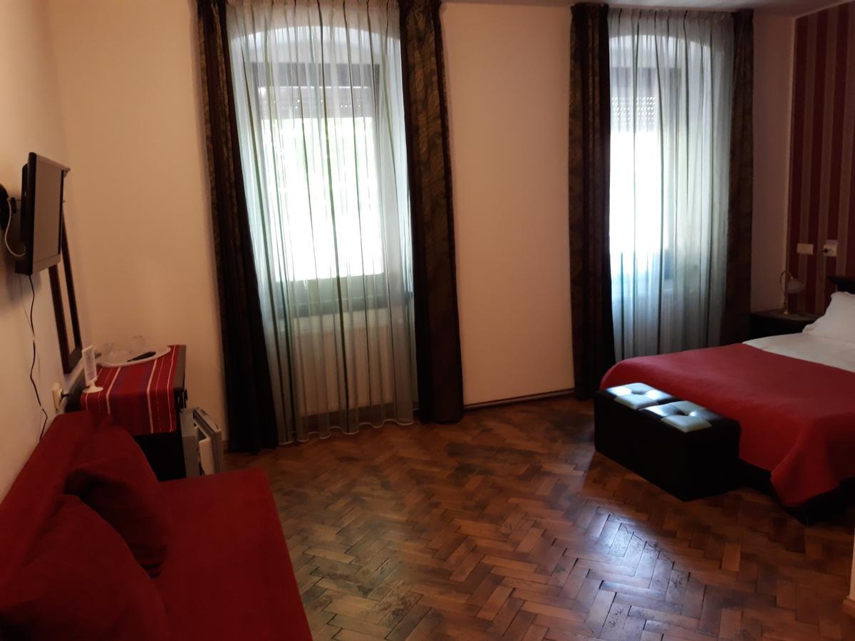 Casa Matei Hotell Braşov Exteriör bild