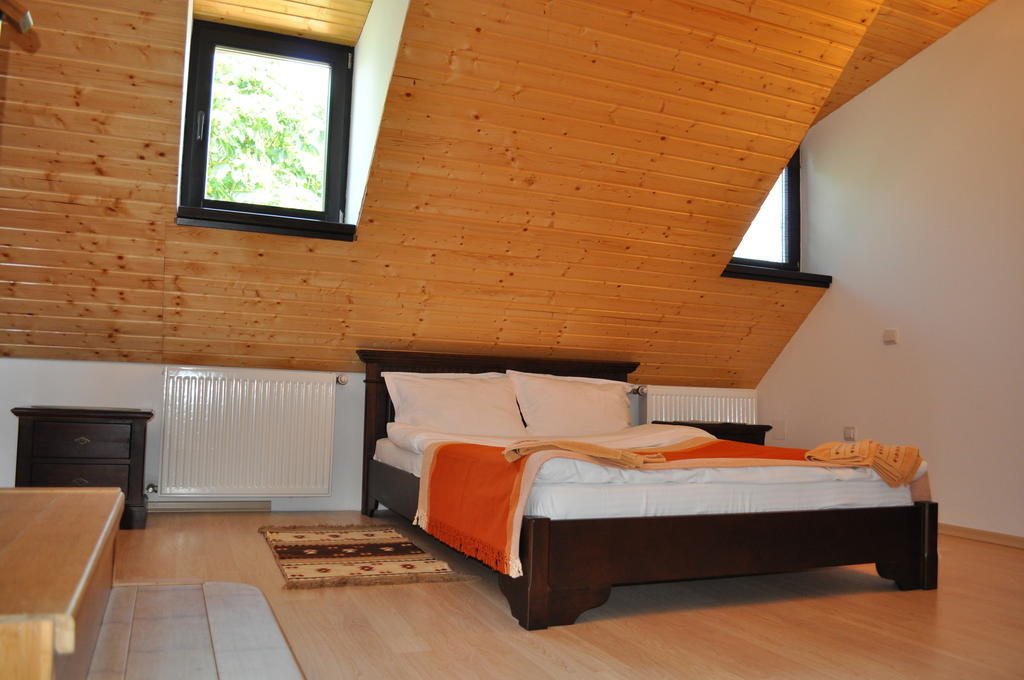 Casa Matei Hotell Braşov Exteriör bild
